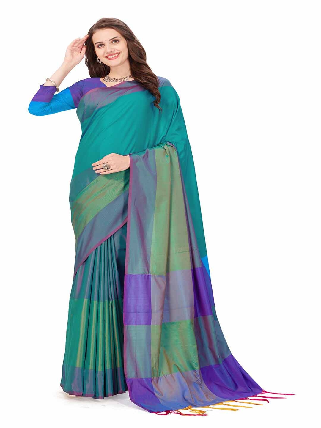 

MAGNEITTA Silk Cotton Woven Design Arani Saree, Green