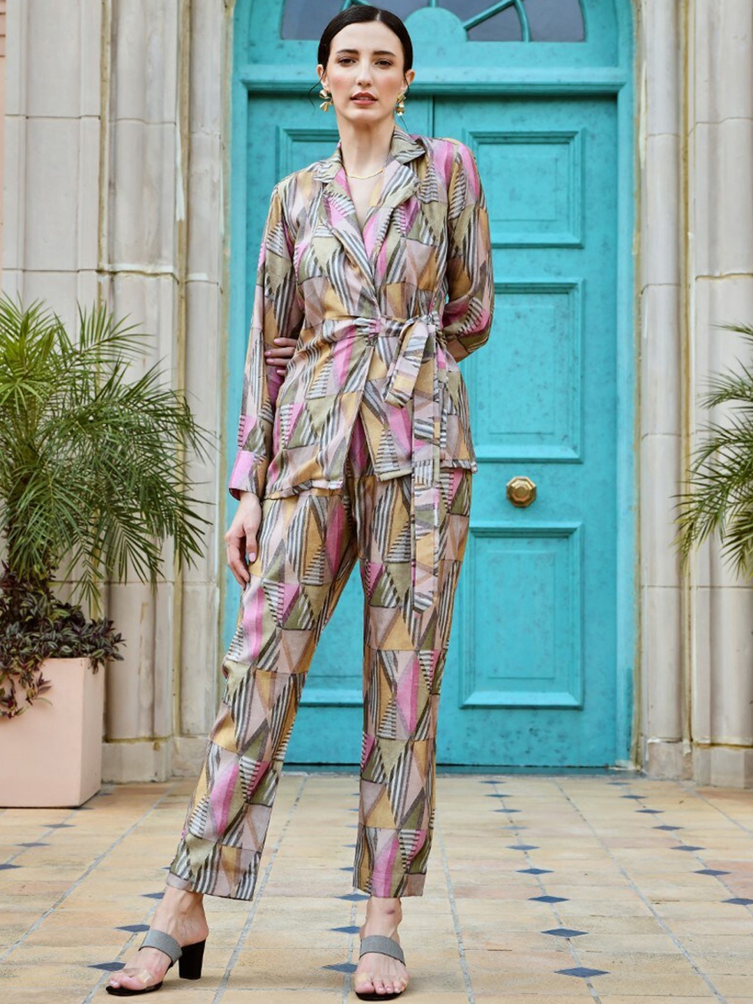 

KARAJ JAIPUR Printed Top & Trouser, Grey