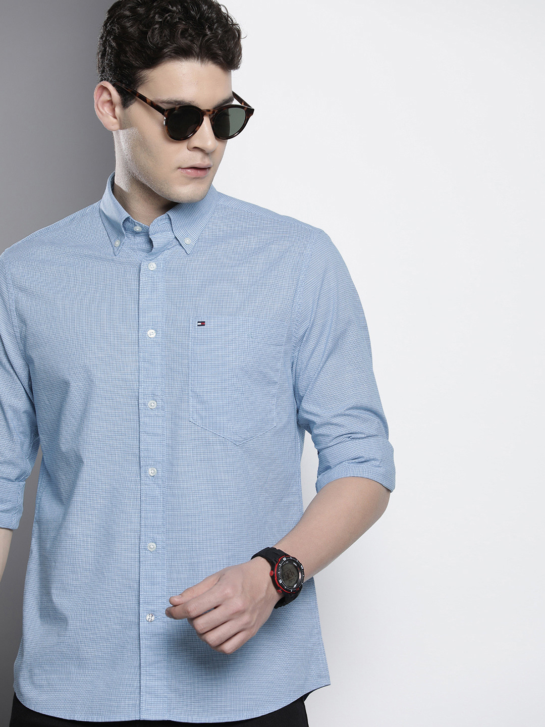 

Tommy Hilfiger Men Pure Cotton Micro Checks Casual Shirt, Blue