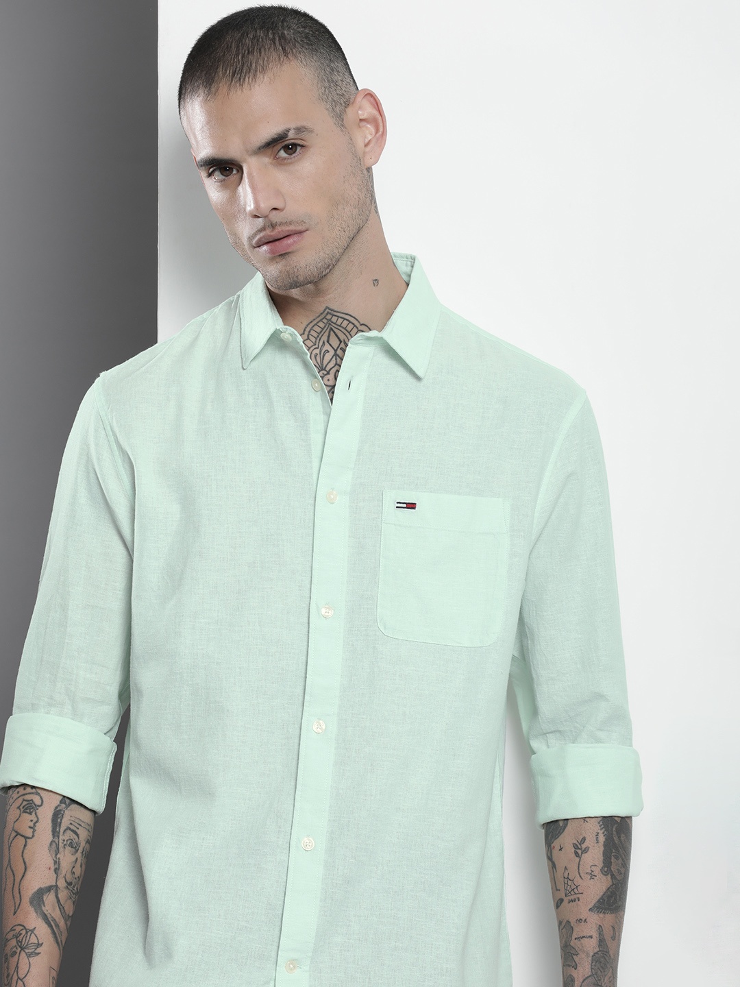 

Tommy Hilfiger Solid Cotton Linen Casual Shirt, Green