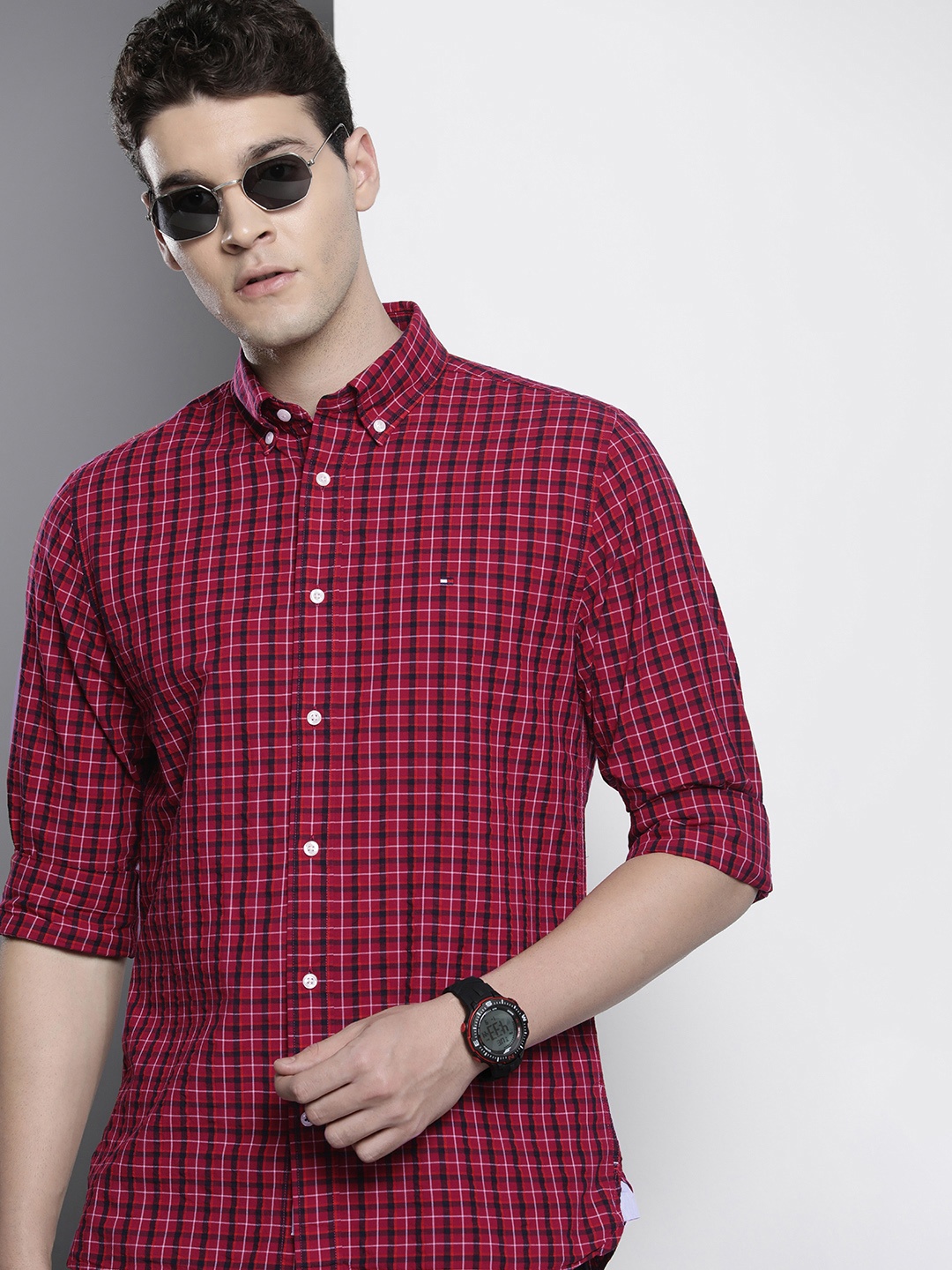 

Tommy Hilfiger Men Pure Cotton Tartan Checks Casual Shirt, Red