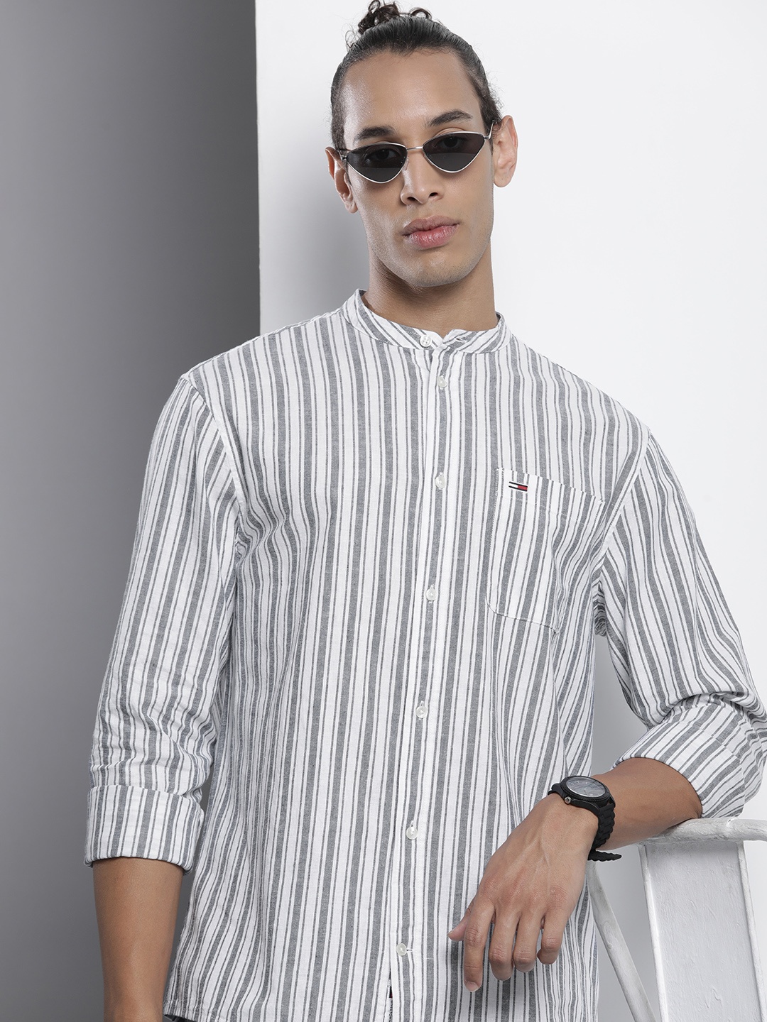 

Tommy Hilfiger Cotton Linen Opaque Striped Casual Shirt, Grey