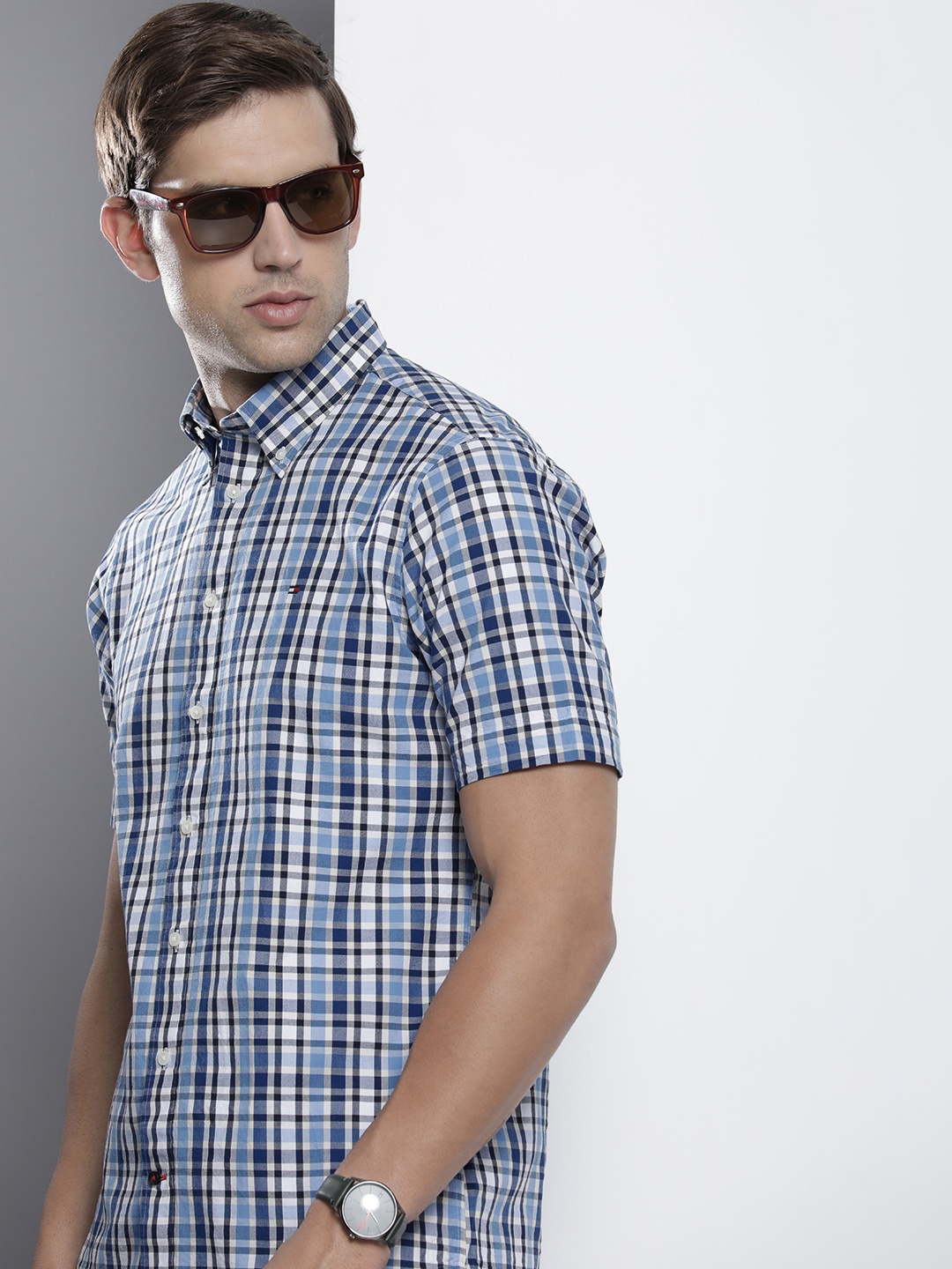 

Tommy Hilfiger Men Tartan Checks Pure Cotton Casual Shirt, Blue