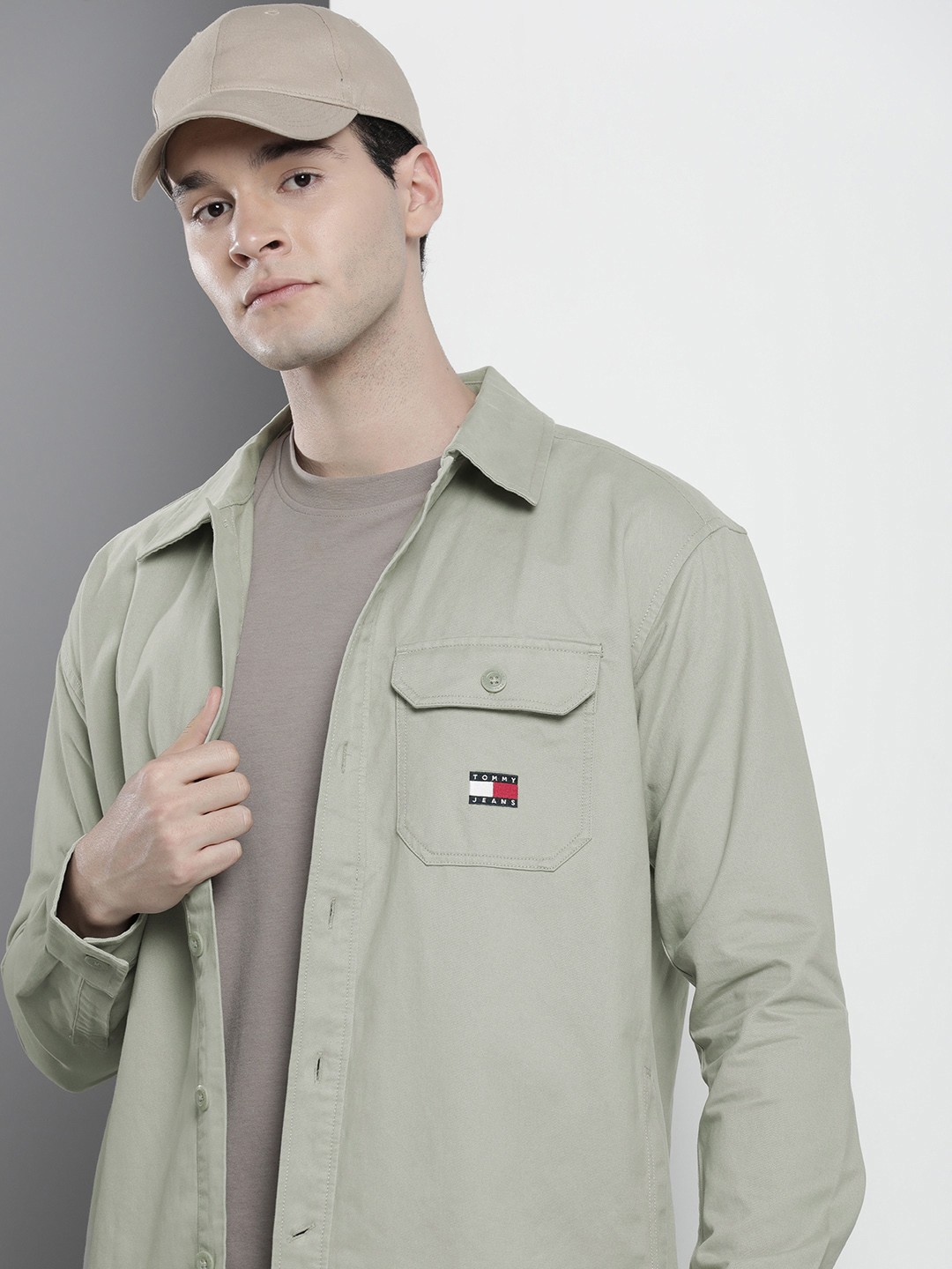 

Tommy Hilfiger Pure Cotton Opaque Oversized Casual Shirt, Green