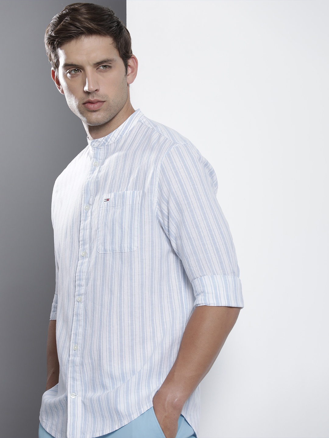 

Tommy Hilfiger Men Cotton Linen Striped Casual Shirt, Blue