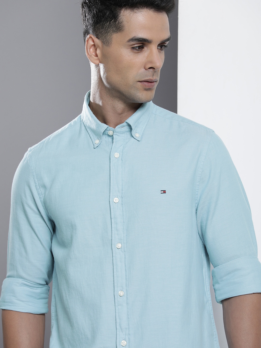 

Tommy Hilfiger Men Slim Fit Pure Cotton Casual Shirt, Blue