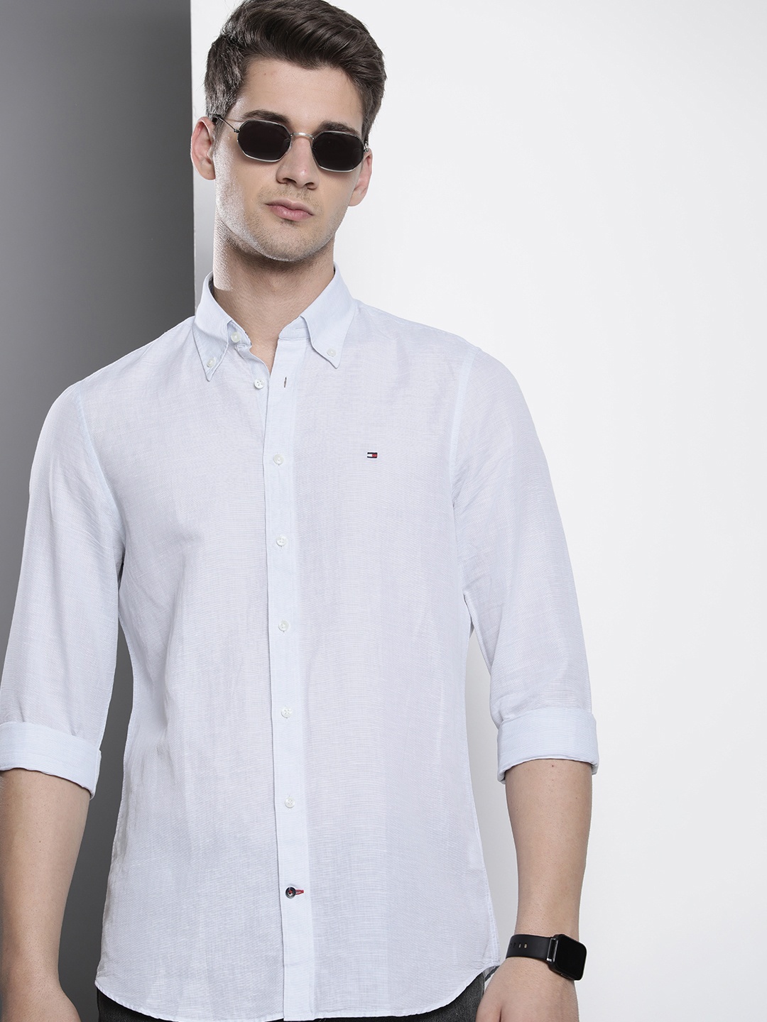 

Tommy Hilfiger Solid Slim Fit Cotton Linen Casual Shirt, Blue