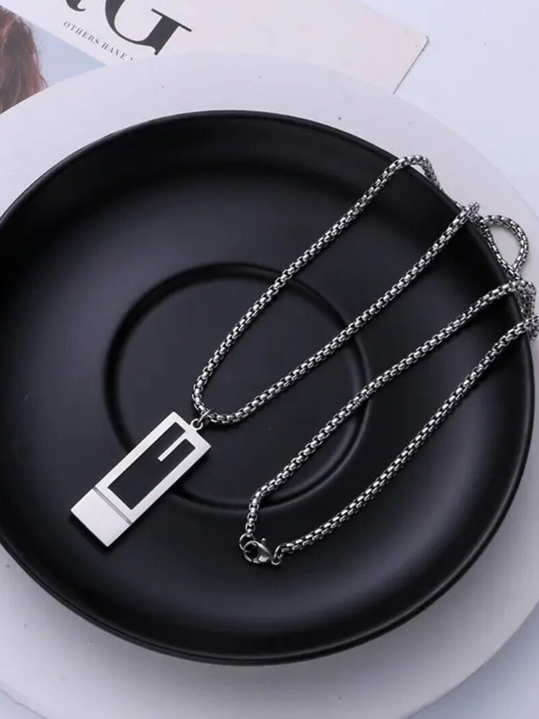 

The Roadster Lifestyle Co. Stainless Steel Chains, Silver
