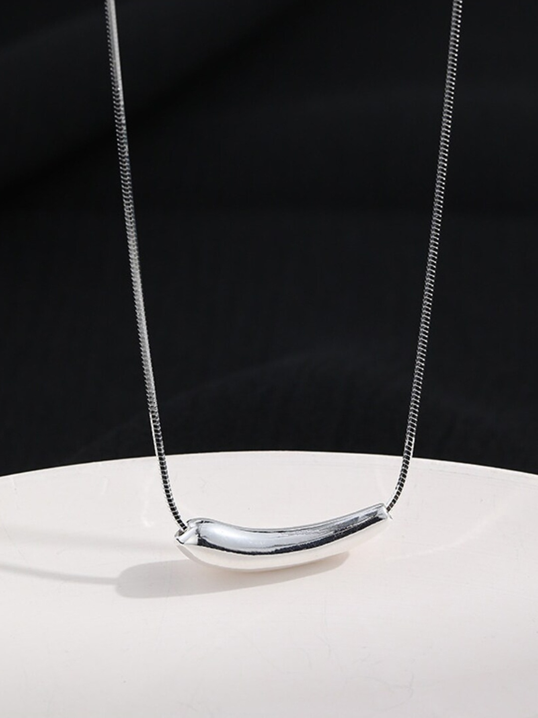 

The Roadster Lifestyle Co. Silver-Toned Stainless Steel Chain