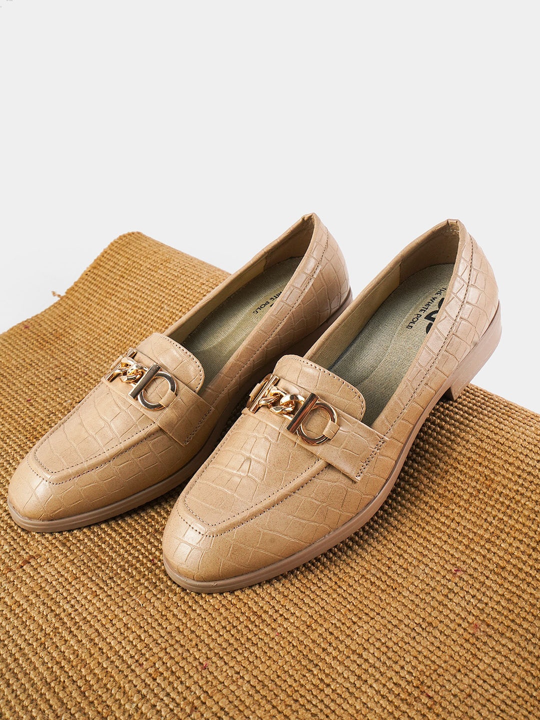 

THE WHITE POLE Women Textured Lightweight Horsebit Loafers, Beige