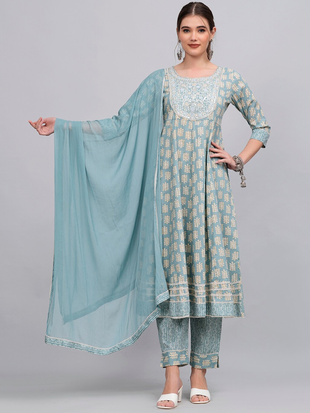 

JC4U Floral Printed Sequinned Pure Cotton Kurta with Trousers & Dupatta, Blue