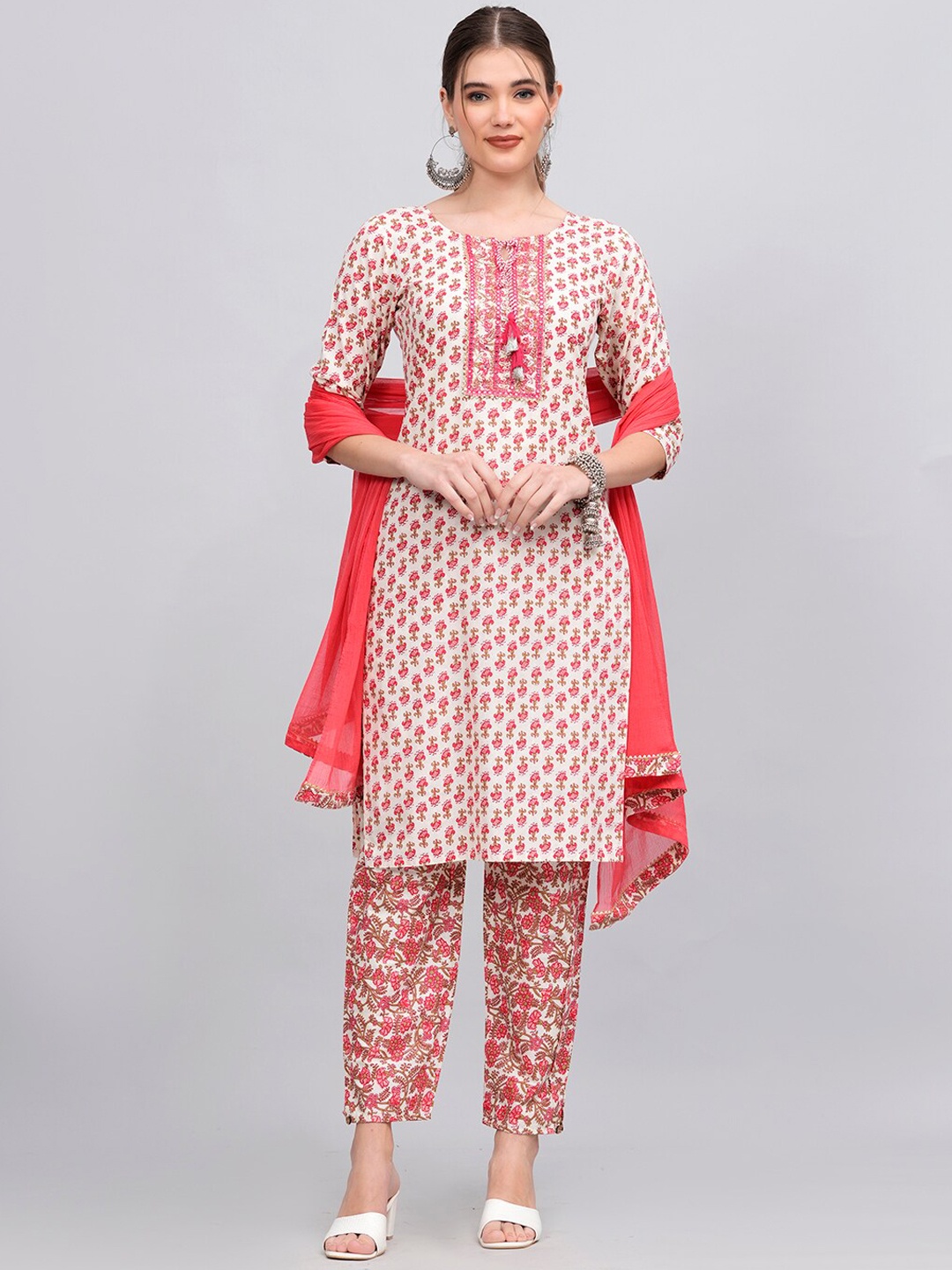 

JC4U Ethnic Motifs Printed Tie Up Neck Mirror Work Kurta with Trousers & Dupatta, White