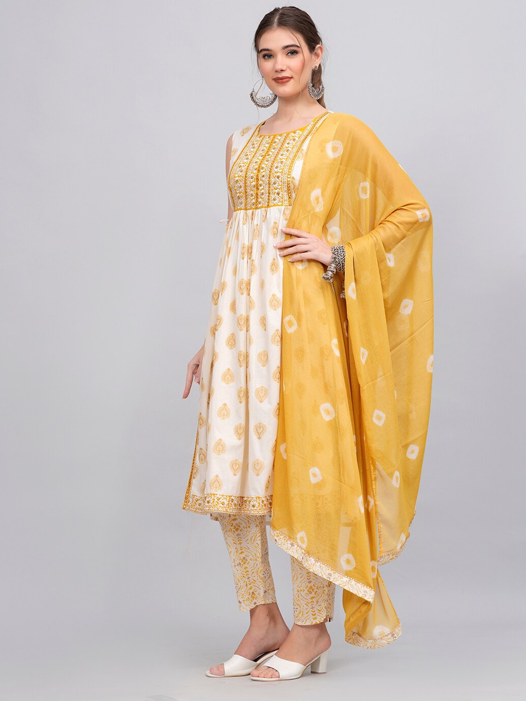 

HIGHLIGHT FASHION EXPORT Printed Mirror Work Pure Cotton Kurta with Trousers With Dupatta, White