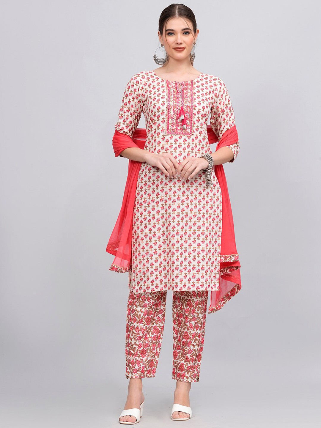 

HIGHLIGHT FASHION EXPORT Ethnic Motifs Printed Mirror Work Kurta with Trousers & Dupatta, Cream