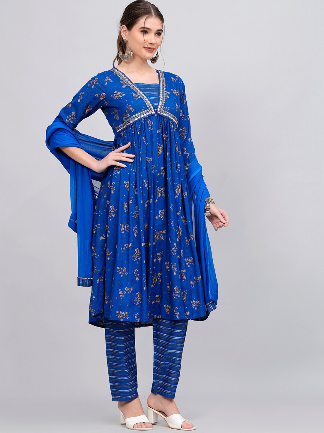

HIGHLIGHT FASHION EXPORT Floral Printed Mirror Work Empire Kurta Set, Blue