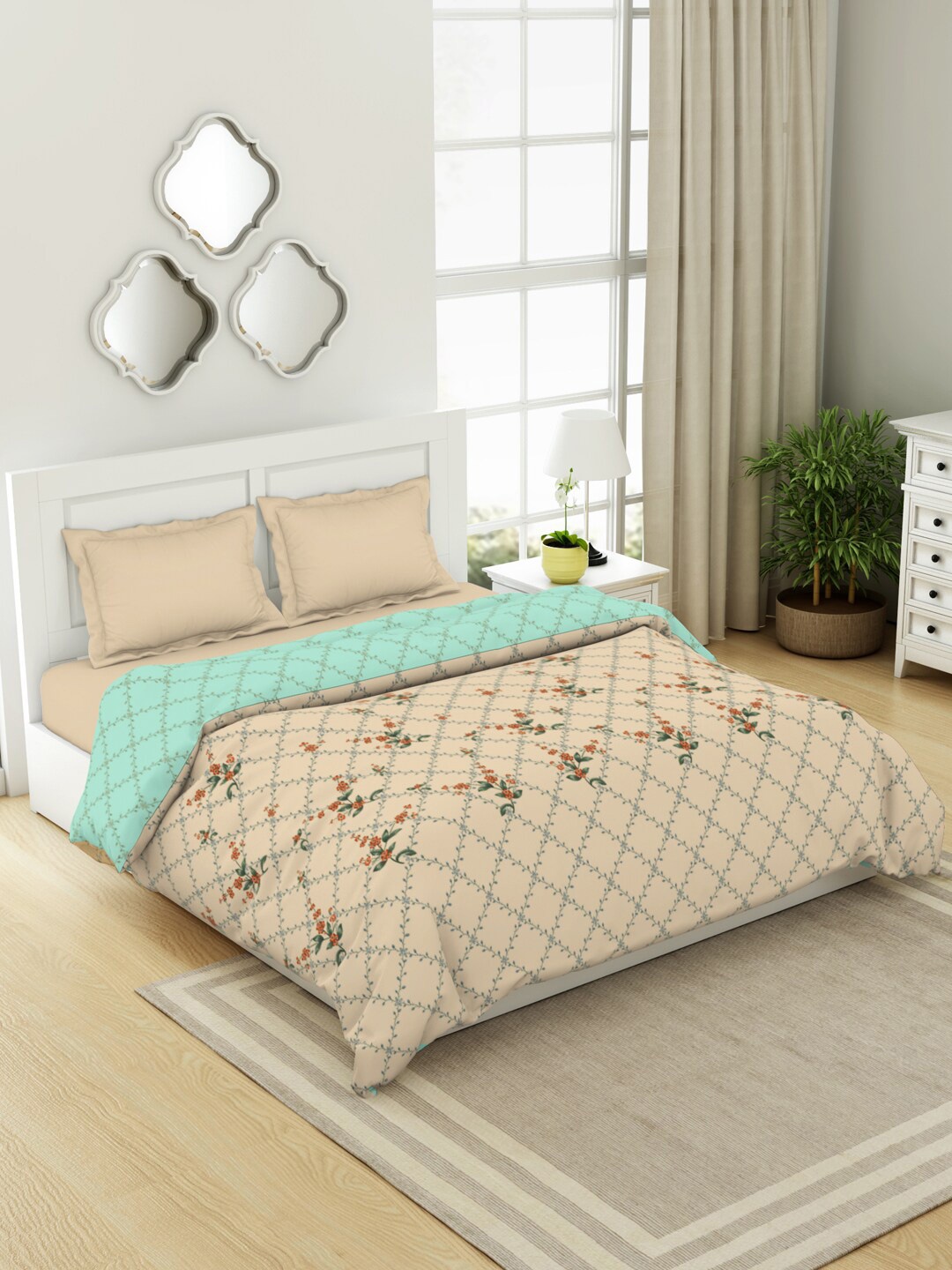 

SPACES Lattice Beige & Green Floral Pure Cotton AC Room Double Bed Quilt