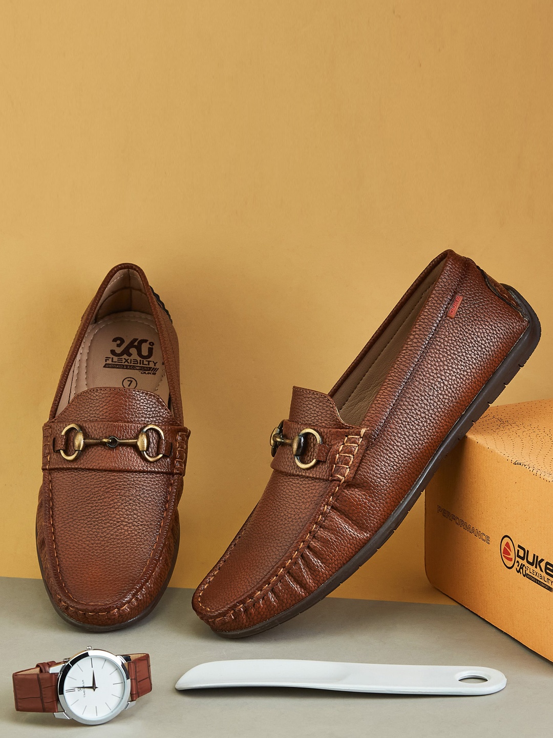 

Duke Men Textured Horsebit Loafers, Brown