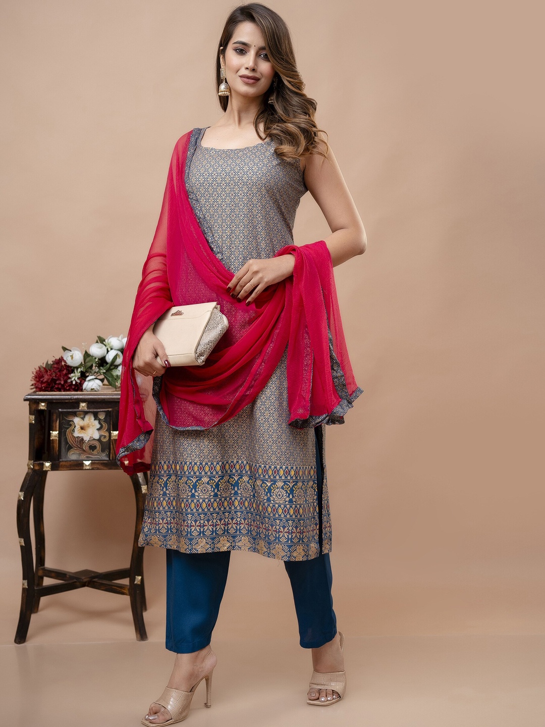 

Shedika Floral Printed Sleeveless Straight Kurta with Palazzos & With Dupatta, Blue