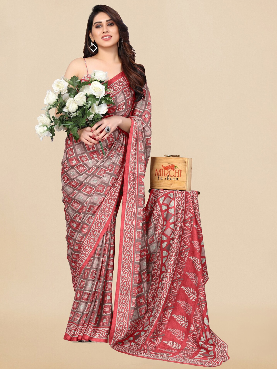 

KALINI Colour blocked Poly Chiffon Block Print Saree, Coral