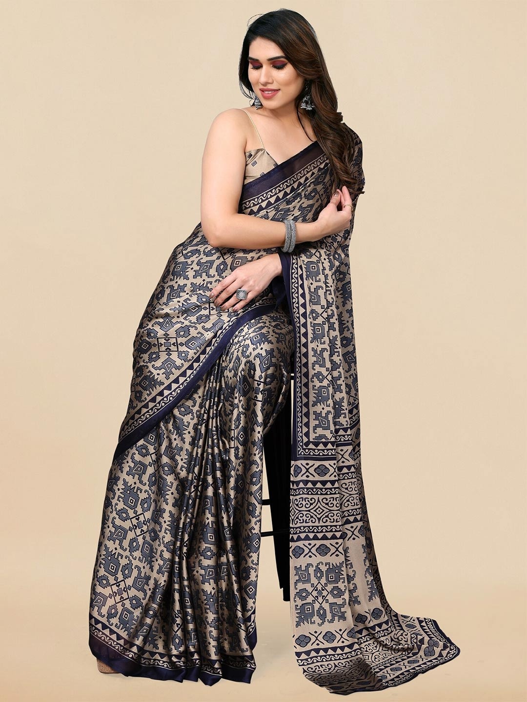 

KALINI Ethnic Motifs Printed Saree, Beige