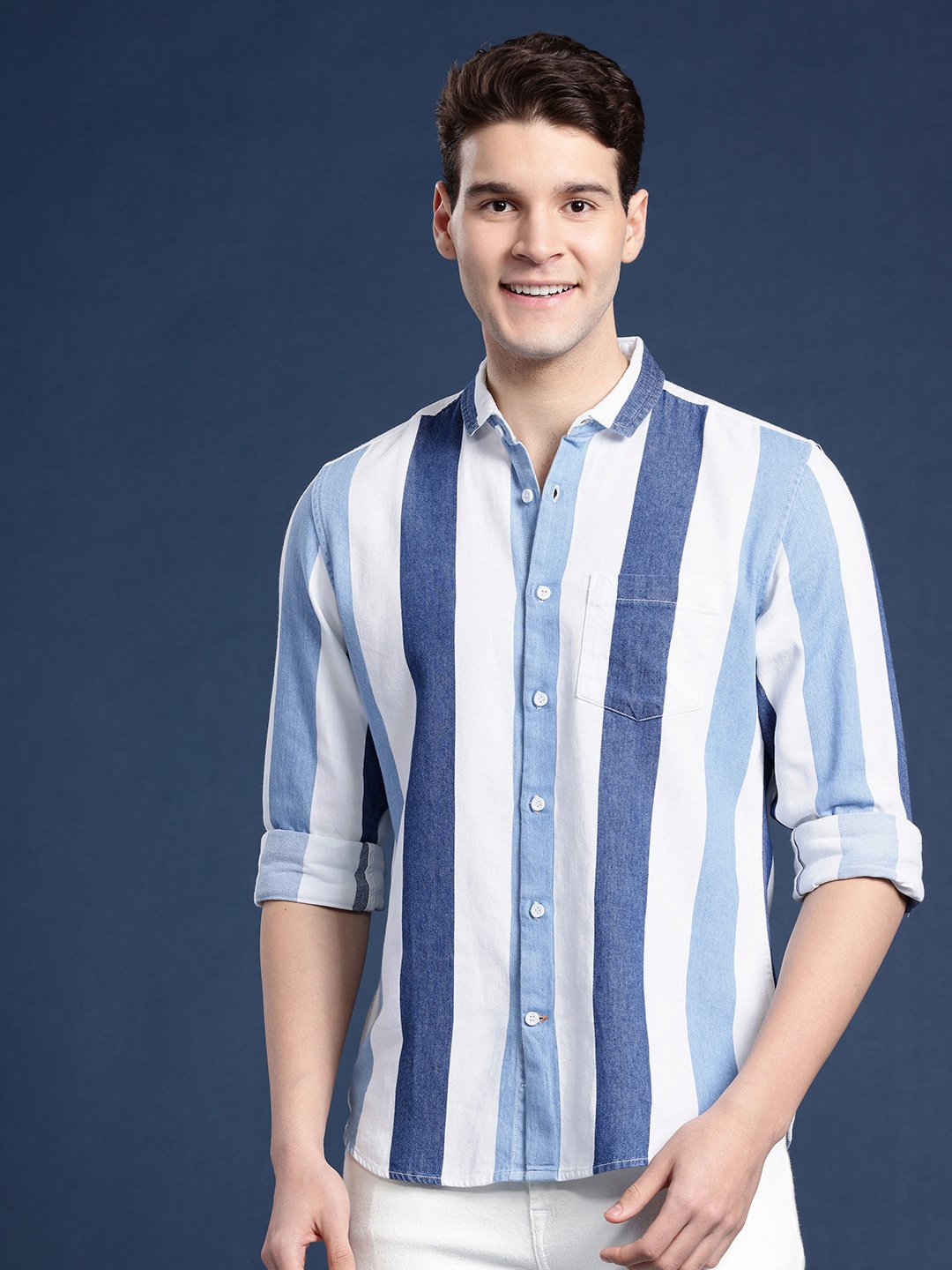 

Mast & Harbour Men Slim Fit Striped Casual Shirt, Grey