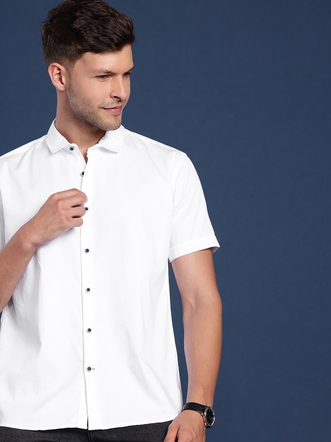 

Mast & Harbour Men Slim Fit Solid Casual Shirt, White