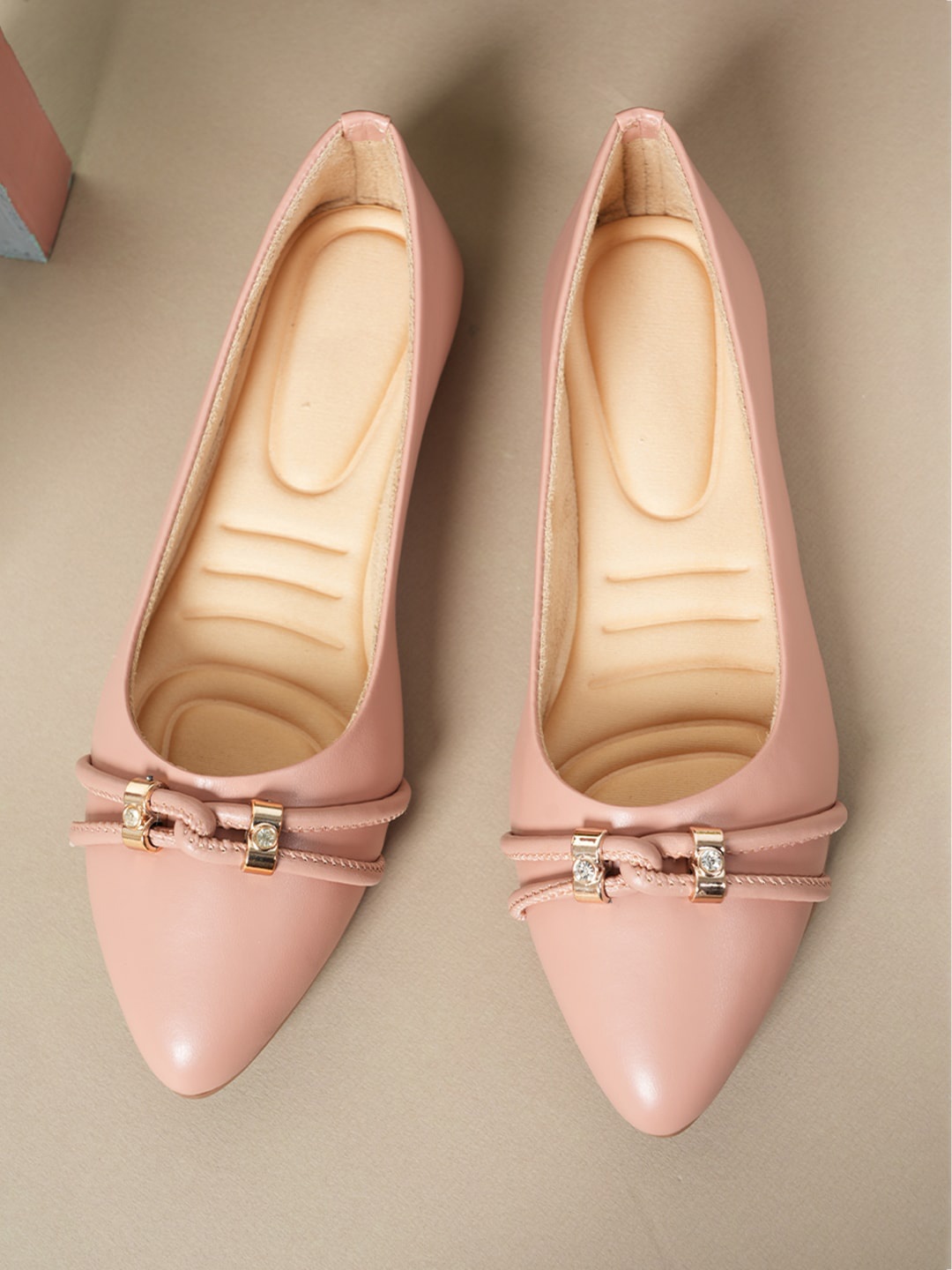 

Walkfree Women Embellished Pointed Toe Ballerinas Flats, Peach