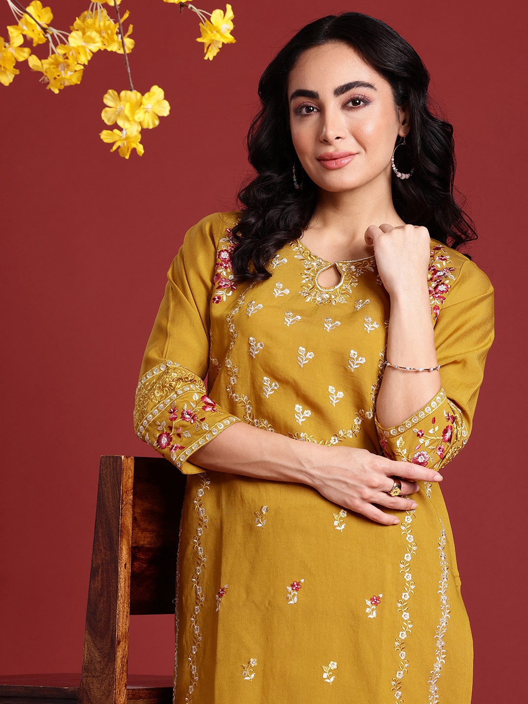 

Anouk Floral Embroidered Thread Work Kurta with Trousers, Mustard