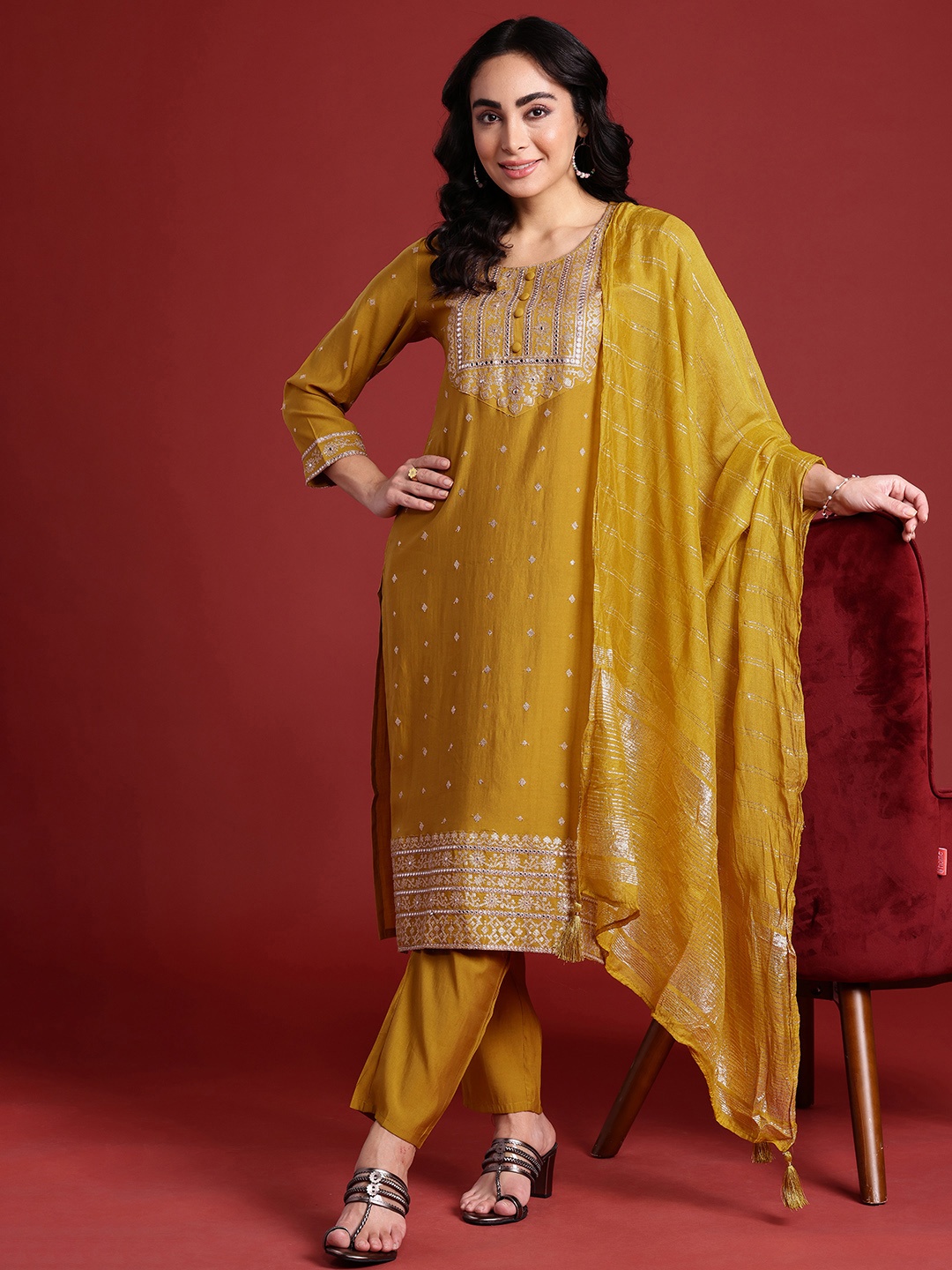 

Anouk Floral Embroidered Regular Sequinned Kurta with Trousers & Dupatta, Mustard