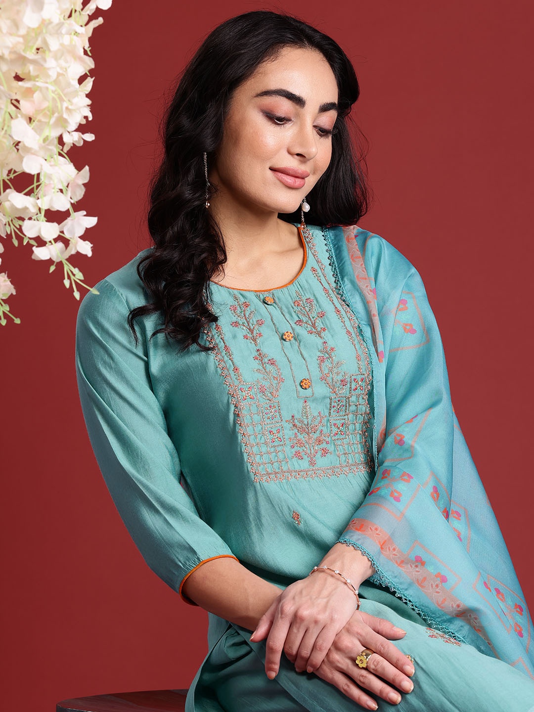 

Anouk Women Floral Yoke Design Regular Sequinned Kurta with Trousers & Dupatta, Sea green