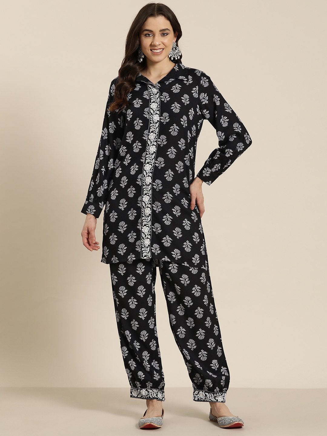 

HERE&NOW Printed Fusion Kurta Sets, Black