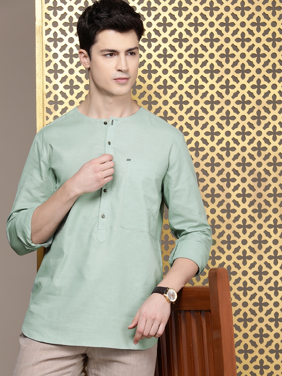 

House of Pataudi Solid Round-Neck Rozana Kurta, Olive