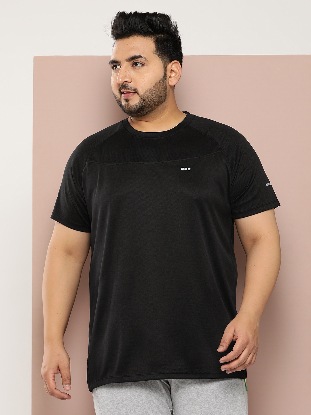 

Sztori Plus Size Raglan Sleeve T-shirt, Black