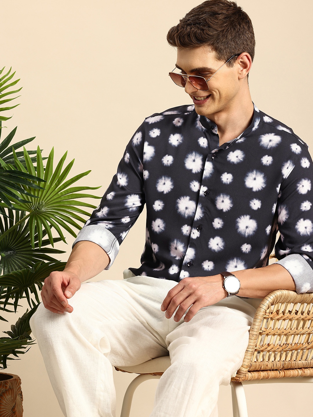 

Mast & Harbour Men Floral Tie & Dye Pattern Casual Shirt, Navy blue