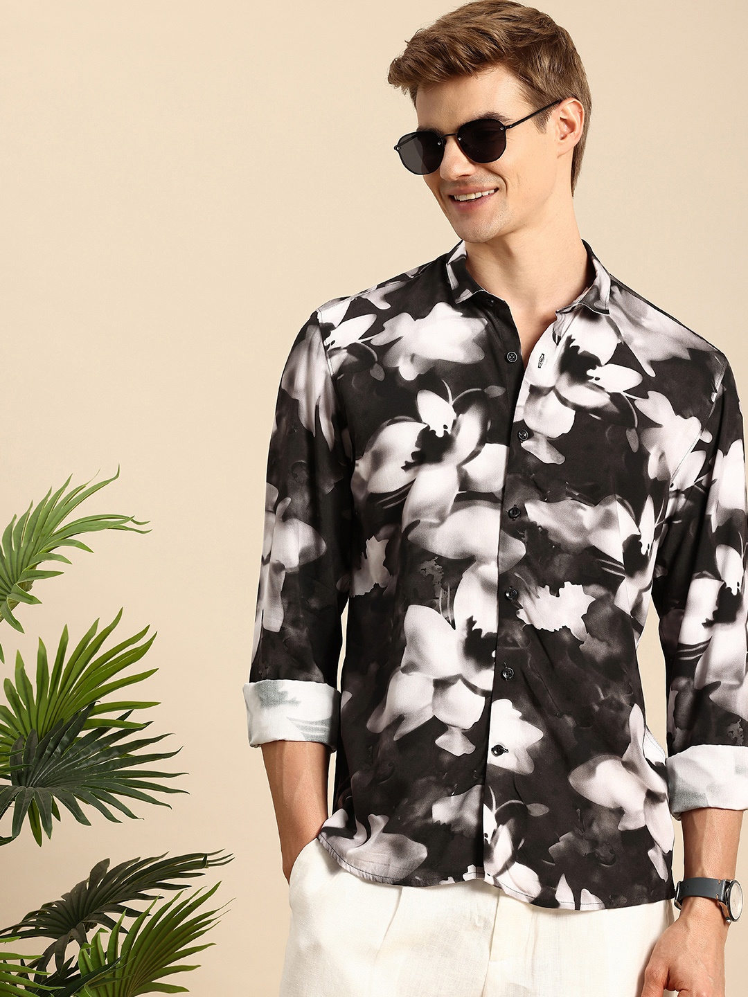 

Mast & Harbour Floral Printed Opaque Casual Shirt, Black