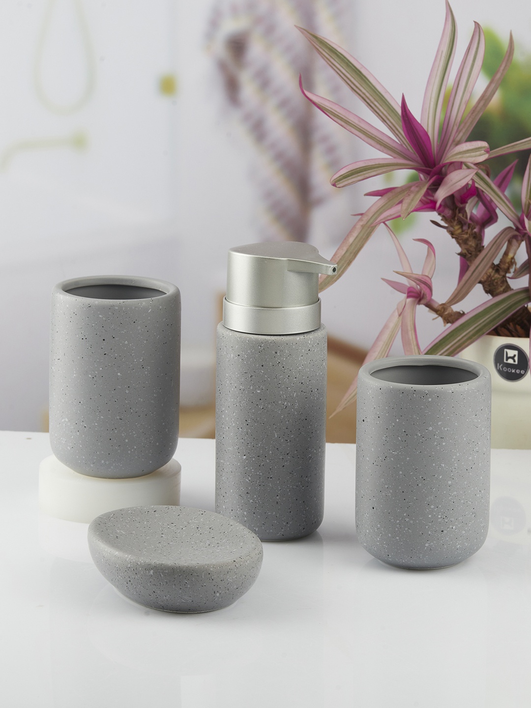 

Kookee Grey 4 piece Ceramic Bath Accessories Set