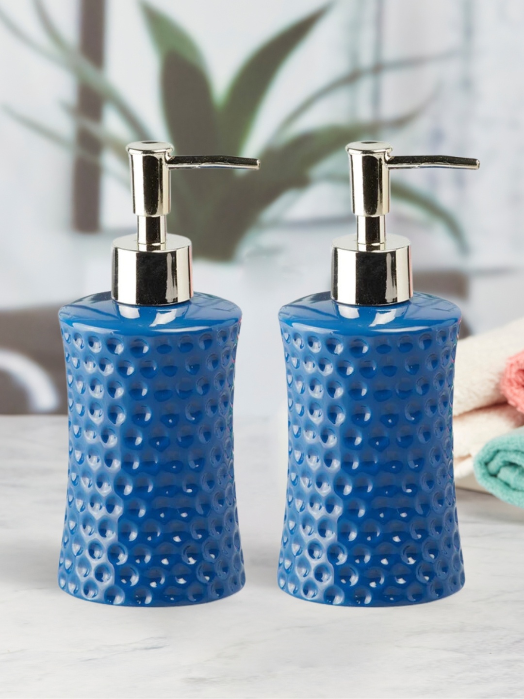 

Kookee Blue 2 Pieces Textured Ceramic Soap Dispensers