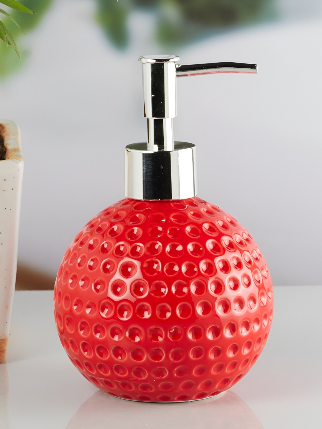 

Kookee Red Abstract Ceramic Soap Dispenser