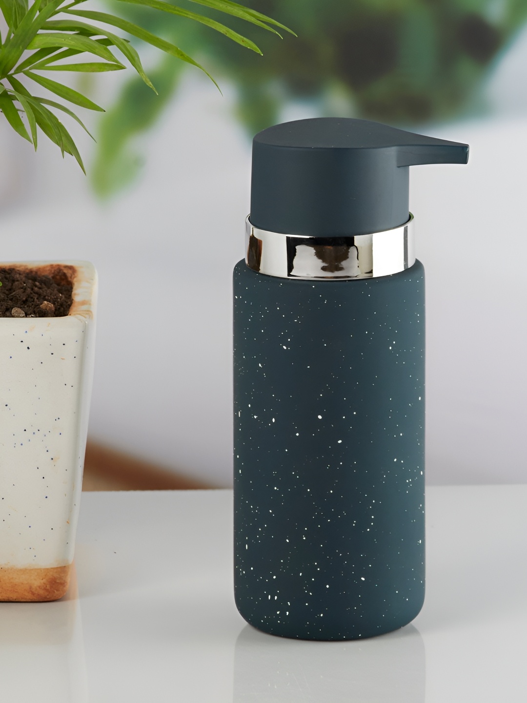 

Kookee Blue Abstract Ceramic Soap Dispenser
