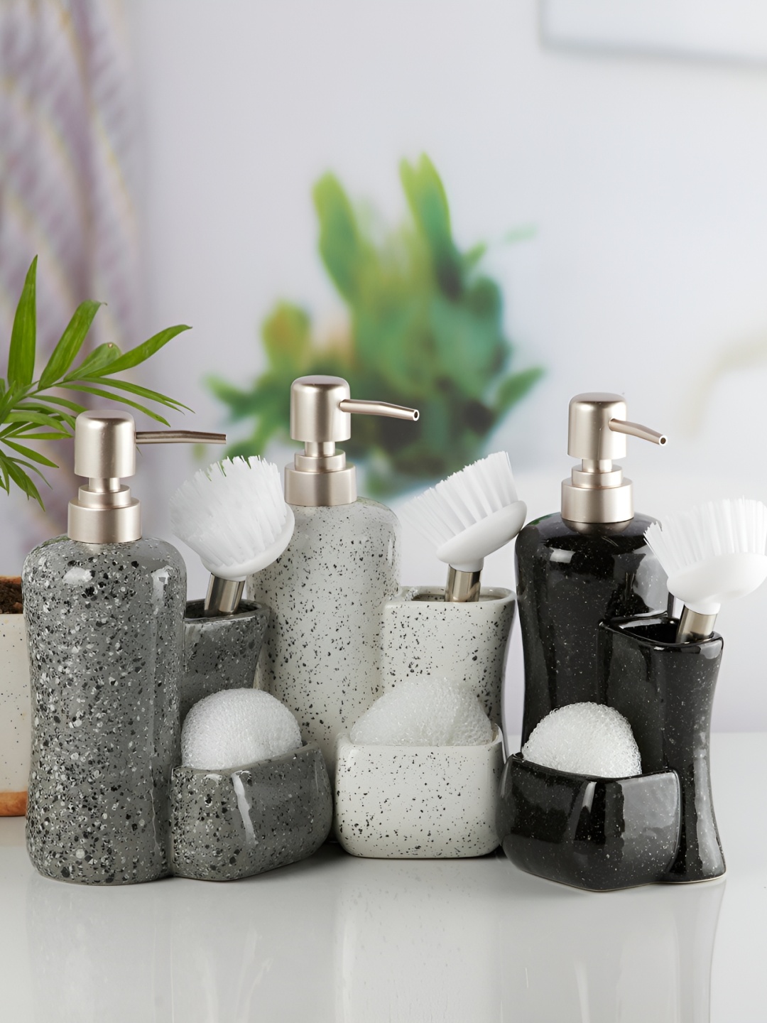 

Kookee Grey White 3 piece Abstract Ceramic Soap Dispenser