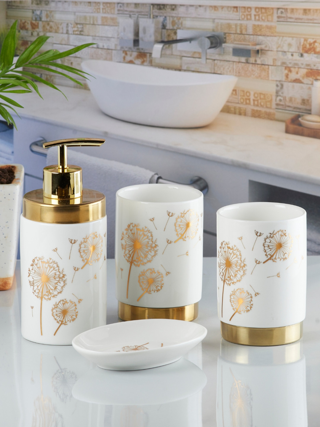 

Kookee White 4 Piece Floral Ceramic Bath Accessories Set