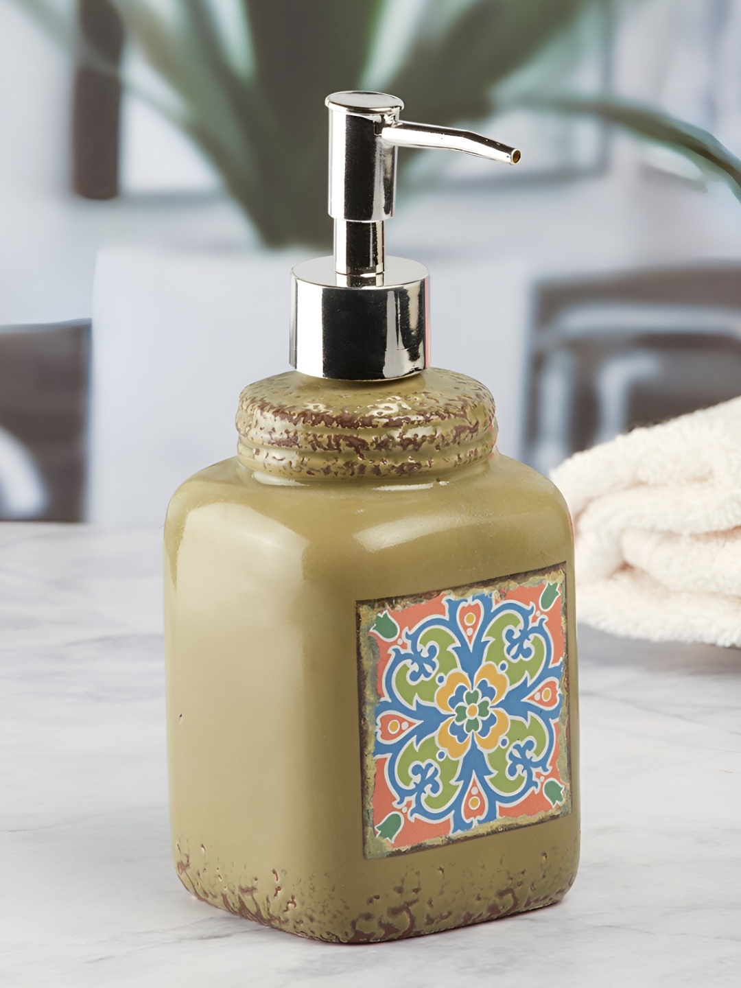 

Kookee Brown 2 piece Abstract Ceramic Soap Dispenser