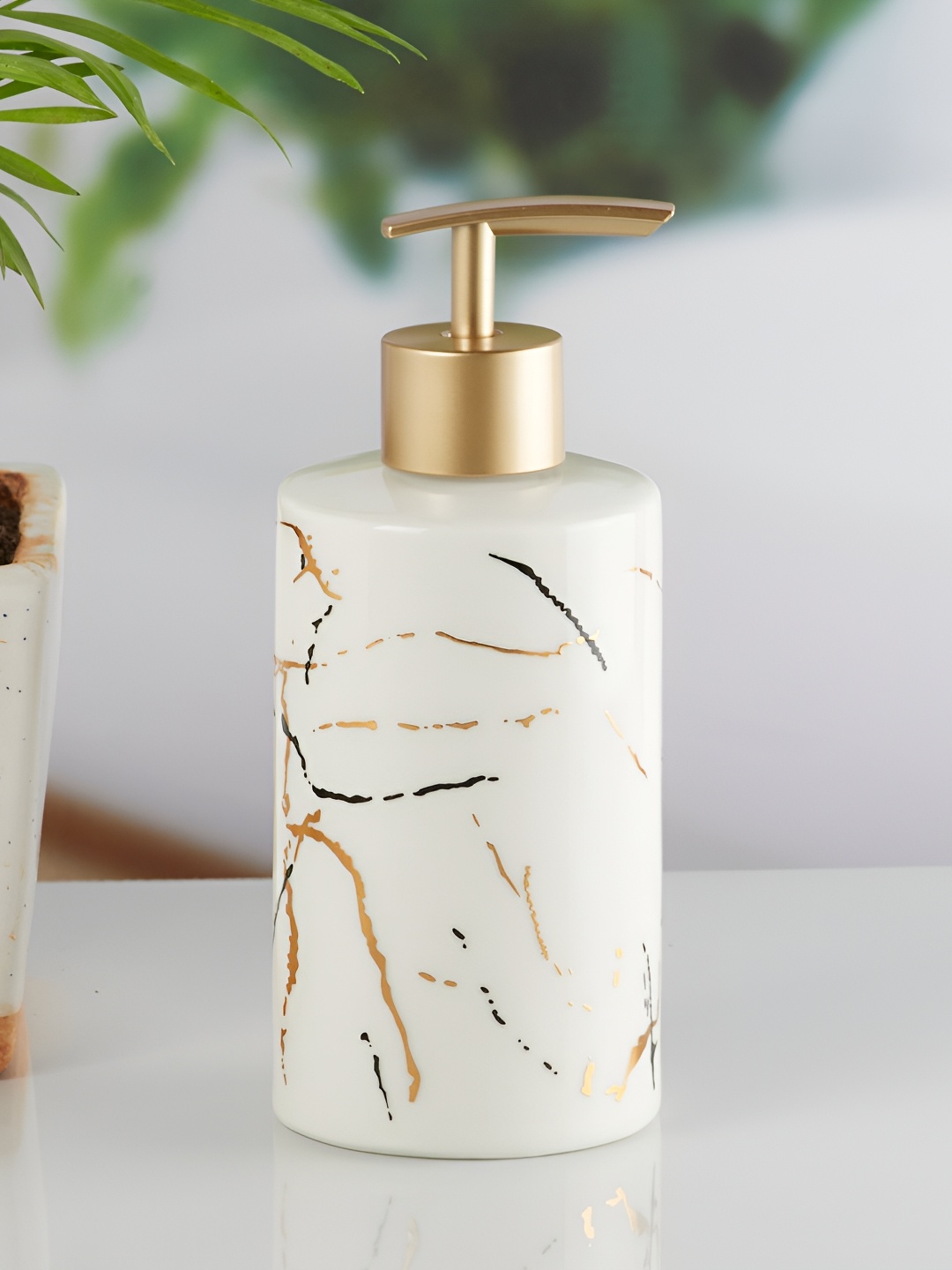 

Kookee White & Gold-Toned Abstract Printed Ceramic Soap Dispenser