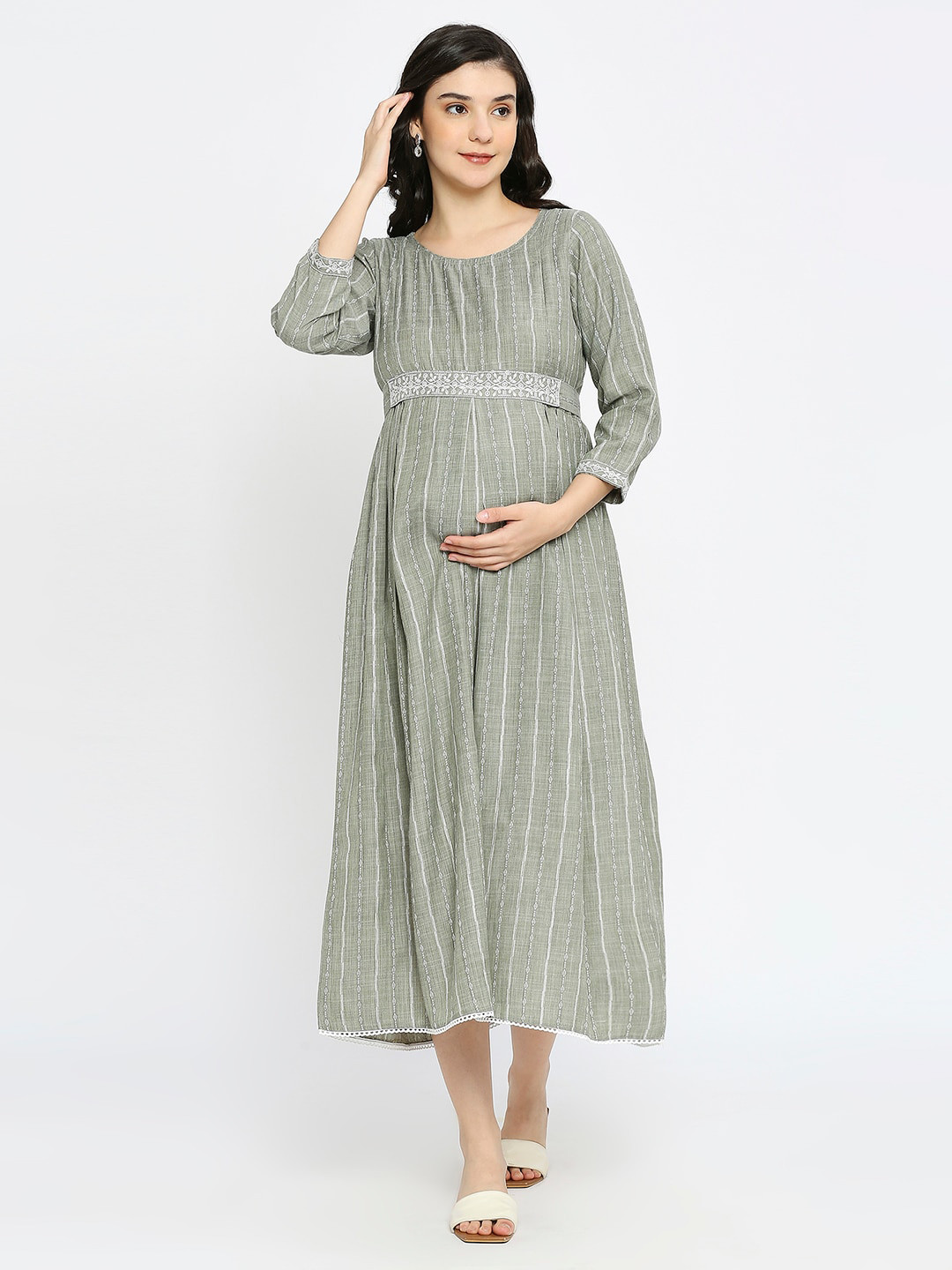 

DUMMY SHAPE Self Design A-Line Midi Maternity Dress, Green