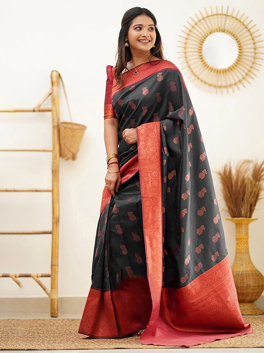 

KALINI Ethnic Motifs Woven Design Zari Banarasi Saree, Black