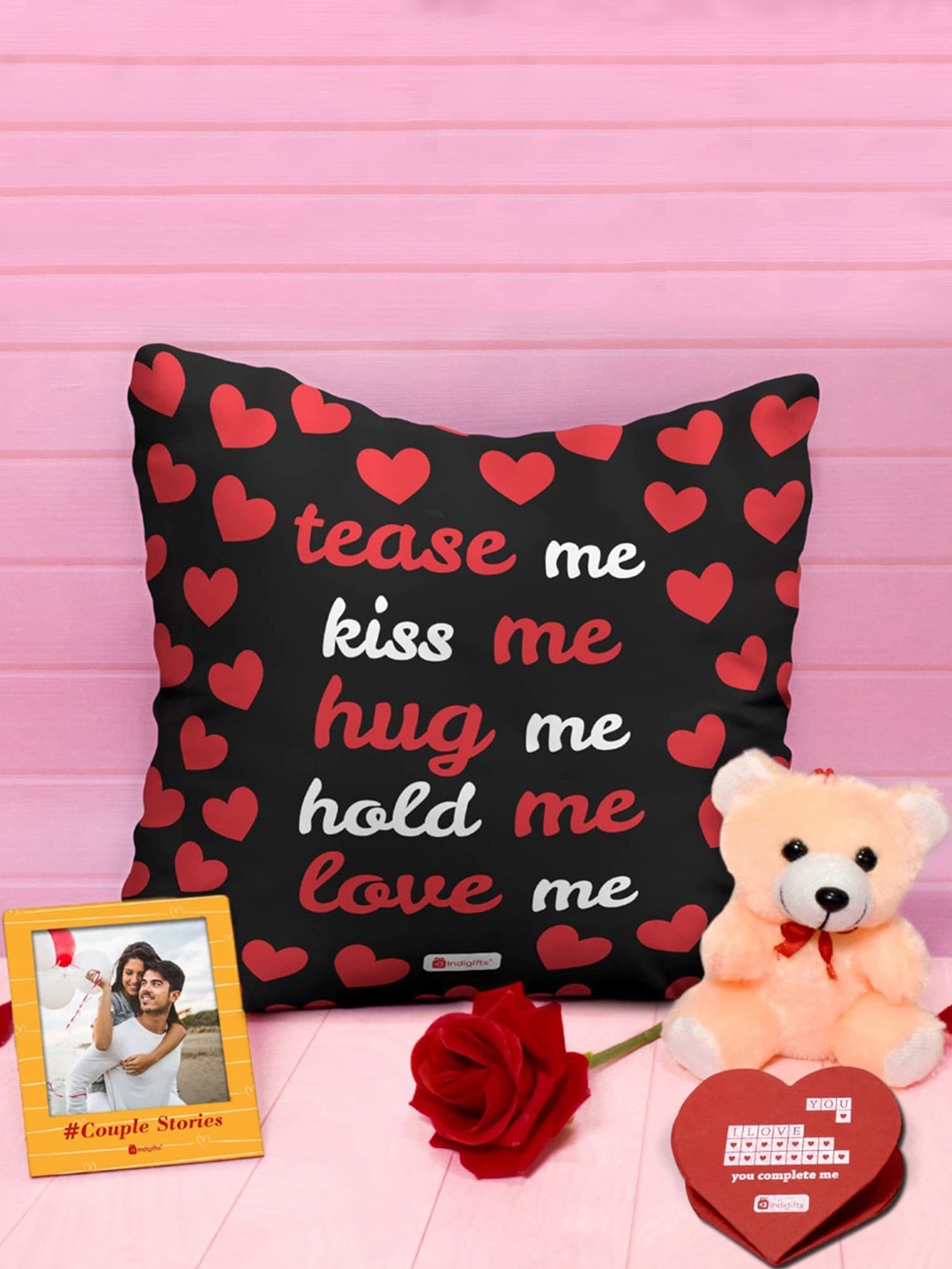 

Indigifts Black & Red 5-Pcs Printed Gift Set