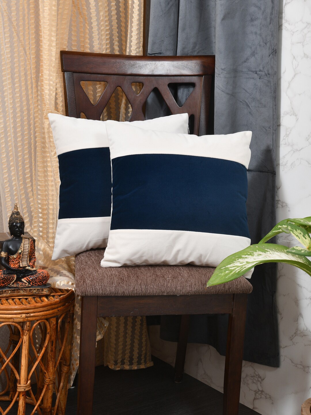 

Clasiko Blue & White 2 Pcs Striped Velvet Square Cushion Covers