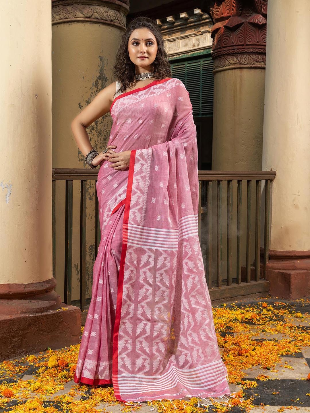 

Angoshobha Ethnic Motifs Woven Design Pure Cotton Jamdani Saree, Mauve