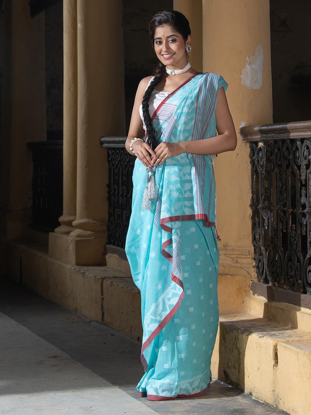 

Angoshobha Ethnic Motifs Woven Design Pure Cotton Jamdani Saree, Turquoise blue