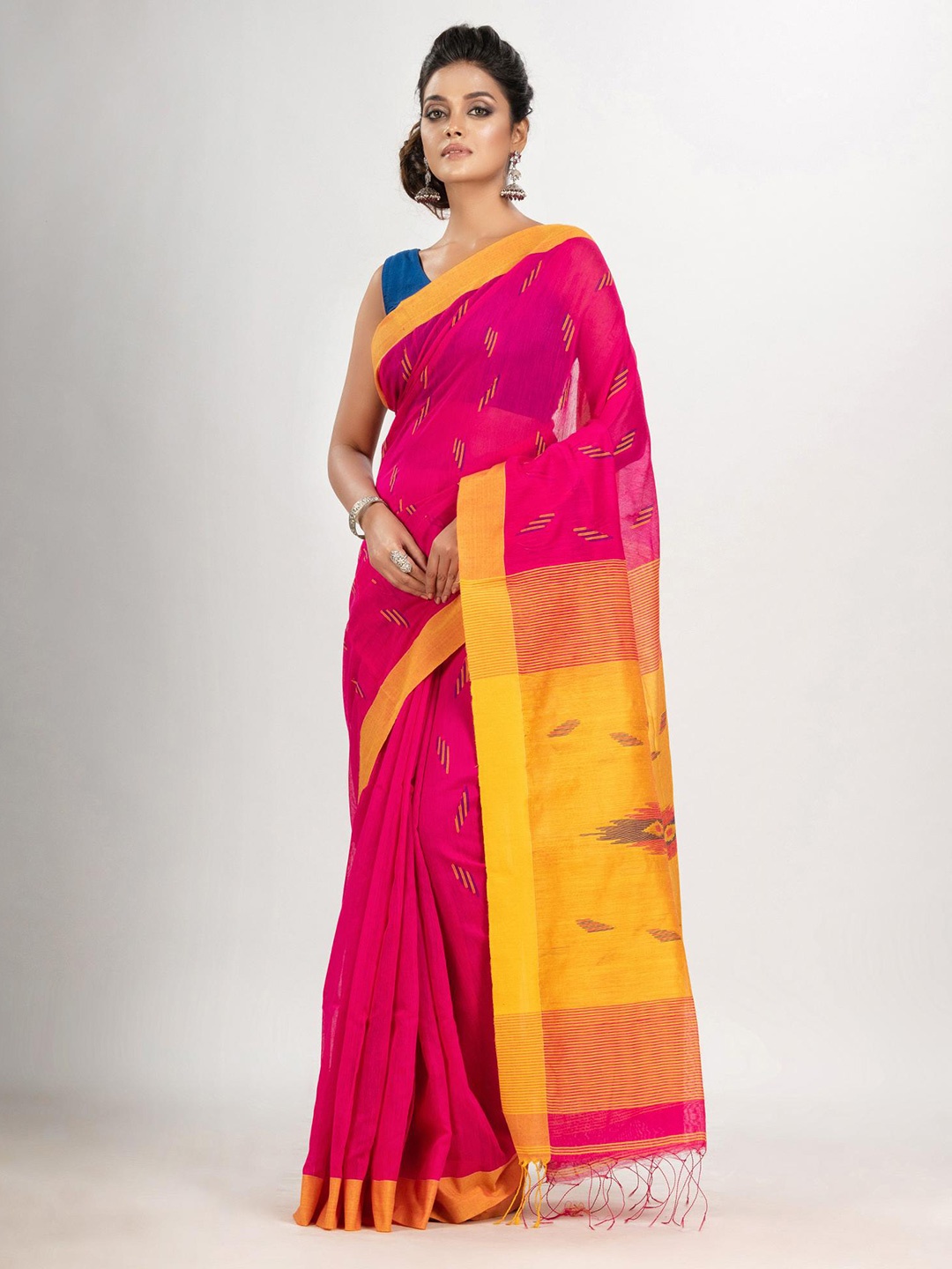 

Angoshobha Ethnic Motifs Woven Design Jamdani Saree, Magenta